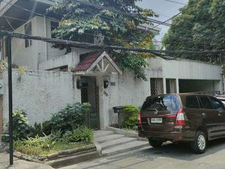 Residential Lot with Old House for Sale in Robinsons Circle, Pasig City