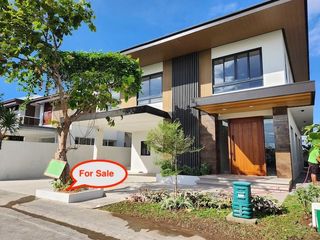 House For Sale at Southvale Primera Village, Daang Hari, Bacoor, Cavite
