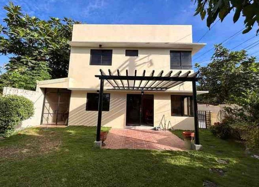 8.9M House and Lot in Charleston Homes Tayud Liloan Cebu