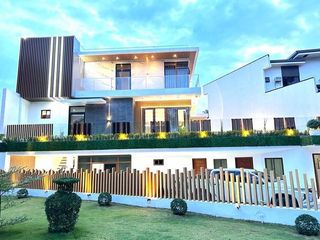 49.8M Brandnew House and Lot with Swimming Pool in Vista Grande