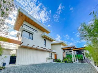 FOR SALE! 36B 4A TOLENTINO ROAD  6 BEDROOMS AND 10 PARKING