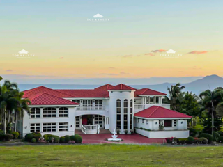 Fully-Furnished 6 Bedroom 6BR House and Lot for Sale in Batangas at Tagaytay Midlands