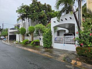 House For Sale in Ayala Alabang Village, Muntinlupa City