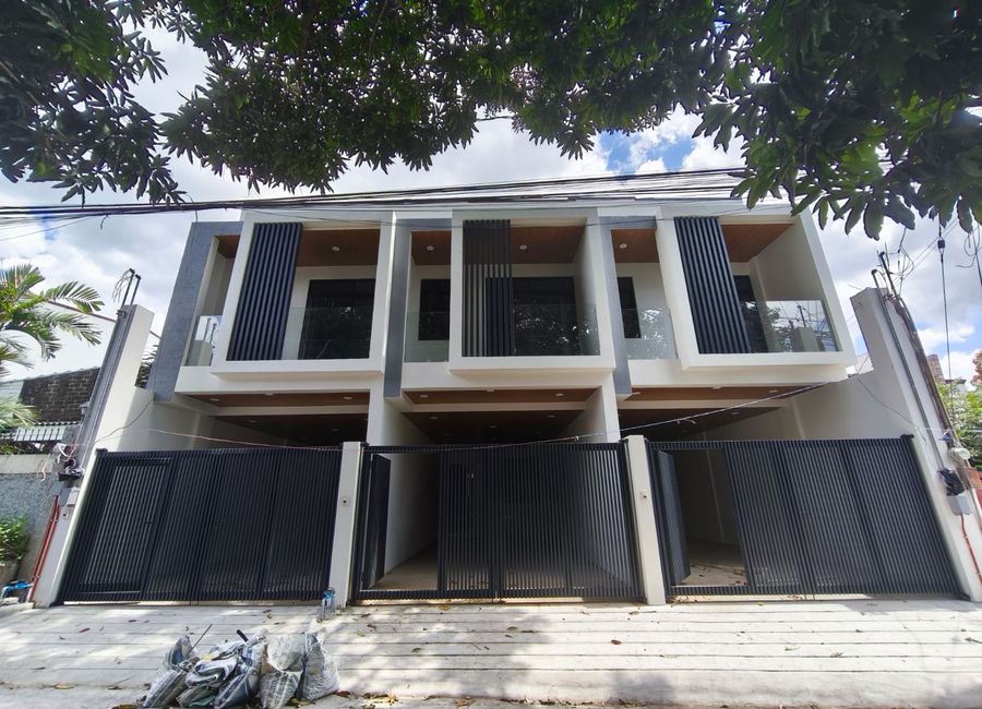 2 Storey Townhouse in Mambugan Antipolo For Sale at 11.3M Only, Flood Free Community FEU Village SD