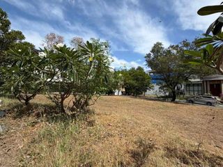 MCKINLEY HILLS SUBDIVISION PRIME LOT