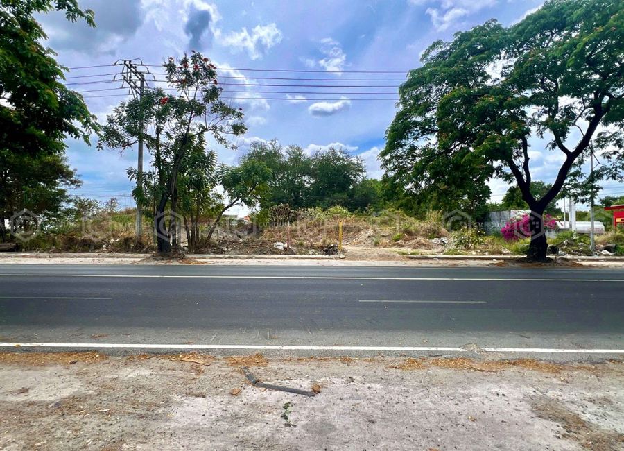 2,100 SQM ROAD-FRONT COMMERCIAL PROPERTY FOR SALE ALONG FRIENDSHIP HIGHWAY, ANGELES CITY