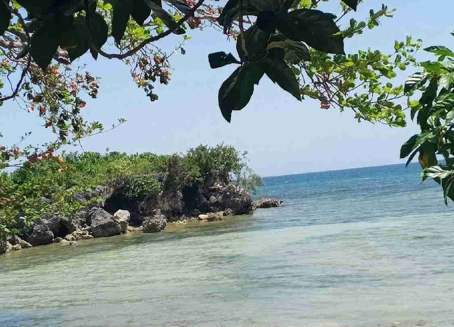 White Sand Beach lot For Sale