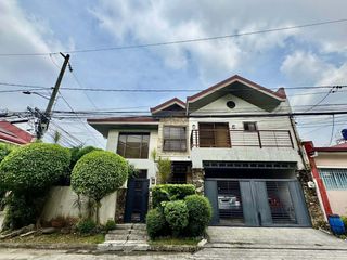 House For Sale in South Green Park, Merville, Parañaque