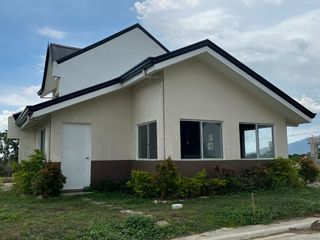 For Sale Bungalow Single Attached at Tanauan City, Batangas | Adeline Inner Unit