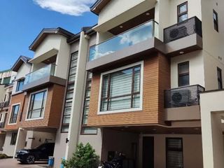 Townhouse for Rent at Quezon City Graceview Residences Near Grace Village - Balintawak