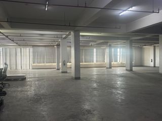 Warehouse for lease in Quezon City near SM Sta. Mesa