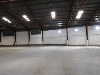 Warehouse for Rent in Karuhatan, Valenzuela City (very near NLEX Harbor Link)