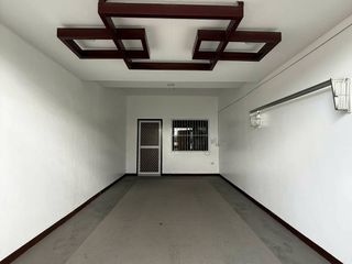 TOWNHOUSE ANGELES CITY NEAR LANDER'S AND BALIBAGO