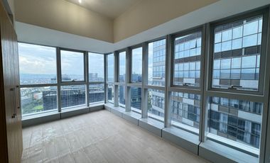 Prime 3 Bedroom Rent to Own Condo For Sale in Uptown Parksuites BGC Taguig facing East and lights of Uptown Mall