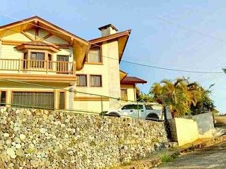 House and Lot in Baguio