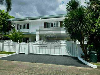 6 bedroom house in Valle Verde 1