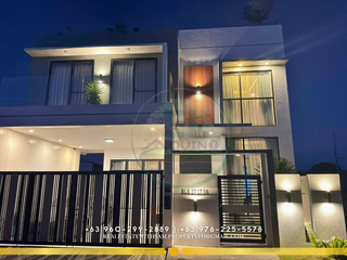 3 Bedroom Fully Furnished Two-Story House with Roof Deck Santo Domingo Angeles City Pampanga
