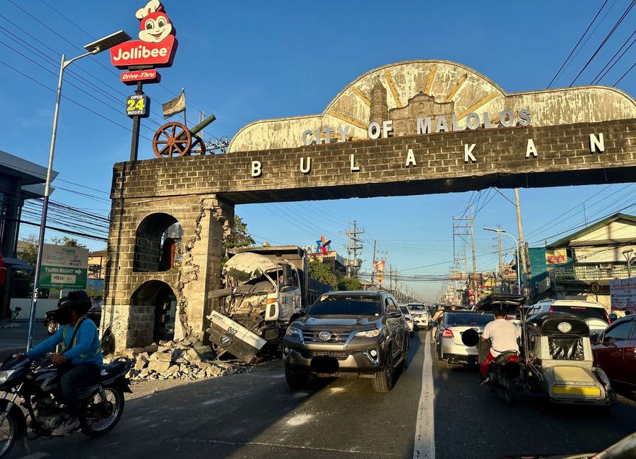 Commercial Lot 150 sqm 8 meters frontage for Sale in Malolos Bulacan