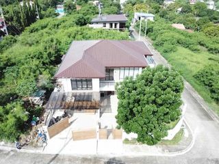 For Sale, 5 Bedroom Corner House and Lot in Filinvest South Peak, Laguna📣PRICE DROP🔔🔥
