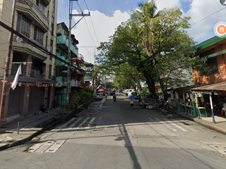 FOR SALE - 5 Storey Concrete Building with Roof deck in Santa Cruz, Manila