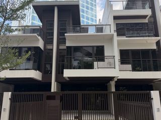 House For Rent 3BR Luxury Townhouse Acqua Residences Nuliv Townvillas Mandaluyong