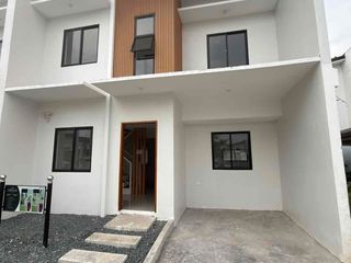 Smarthouse in Dasmariñas @ 5.3M with great promos!