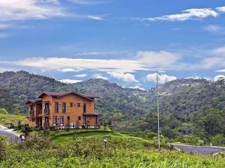 Residential Lot for Sale in Hillside at Tagaytay Highlands, Cavite