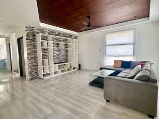 Pre-owned Well-maintained, RFO  2-Storey House in Verdana Mamplasan Langkiwa Binan Laguna
