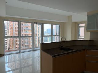 For sale 1 Bedroom Condo with 7 years Rent to Own Term in Venice Tower Emanuele McKinley Hill Taguig