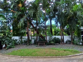 FOR LEASE! 4 BEDROOMS HOUSE with POOL in BEL-AIR HOUSE, MAKATI