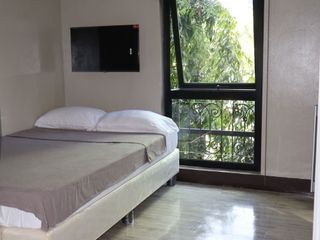 Studio near Rockwell Makati & Ateneo law school for lease