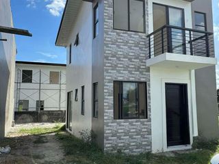 OPEN UNIT AT THE ROYAL RESIDENCES, BRGY CALULUT, SAN FERNANDO, PAMPANGA FOR SALE!