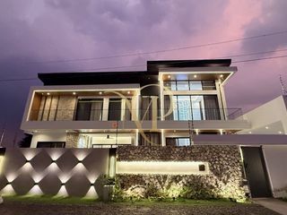 4 BEDROOM LUXURY SMART HOME WITH PRIVATE SWIMMING POOL FOR SALE IN PAMPANGA - BEVERLY PLACE
