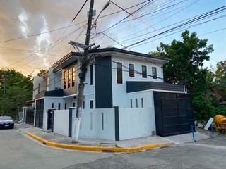 5BR 2-STOREY CORNER HOUSE AT MANILA DOCTORS VILLAGE, LAS PINAS
