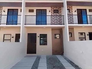 3BR , 2T&B Fully-Finished Townhouse