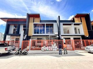 Brandnew Ready For Occupancy Four Bedrooms Townhouse Near Countrymall in Lahug