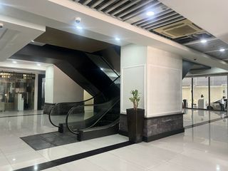 For Sale 21.85 sqm Commercial Space in Laureano Di Trevi Towers Tower 1, Chino Roces Ave., Brgy. Pio Del Pilar, Makati City