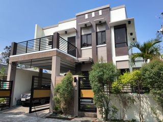 House & Lot for Sale in Dasmariñas, Cavite