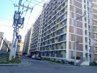 UNDERSTATED  2 BEDROOM UNIT IN PANGLAO OASIS TAGUIG | HIGHER FLOOR