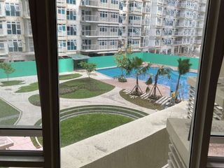 GOOD DEAL 31  SQM STUDIO TYPE WITH 1 PARKING AT THE VERANDA IN TAGUIG CITY - ARCA SOUTH