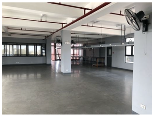 FOR RENT: 272 sqm Office/Warehouse Space at Eight Building Cubao Quezon City