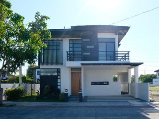 Solen Residences - Modern 3BR with Study