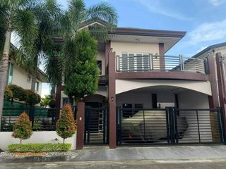 HOUSE WITH PRIVATE POOL FOR SALE IN ANGELES CITY NEAR CLARK