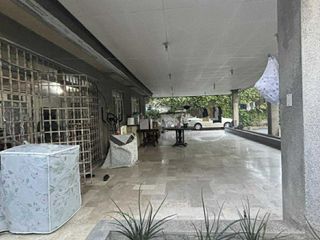 5 Bedroom House For Lease with Big Car Garage