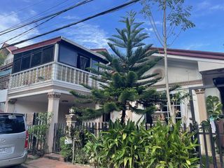 FOR SALE! 2 BEDROOMS IN VERMONT ROYALE EXECUTIVE VILLAGE, RIZAL