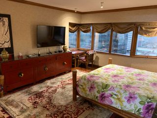 Apartment for sale in Pacific Plaza