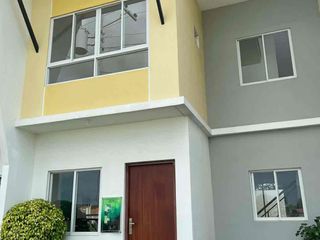 PRE SELLING 2 BEDROOM TOWNHOUSE AT EMERALD ESTATES ILOILO