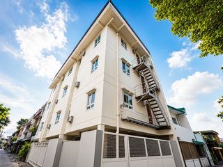 Income Generating Dormitory Building for Sale in Pasay City