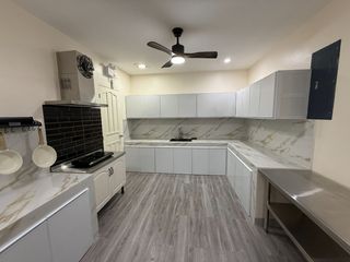ESCOLTA TWIN TOWER BINONDO-CHINATOWN RIVER VIEW-  Very spacious 185sqm 4BR,4Bath,2 Parkings,newly renovated for sale,P23M only!