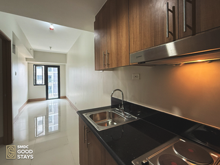 1 Bedroom Unit with balcony for Rent, in Unit B020950 Tower 2 Shore 2 Residences Pasay City